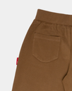 bor pants ariin halaas close up.webp